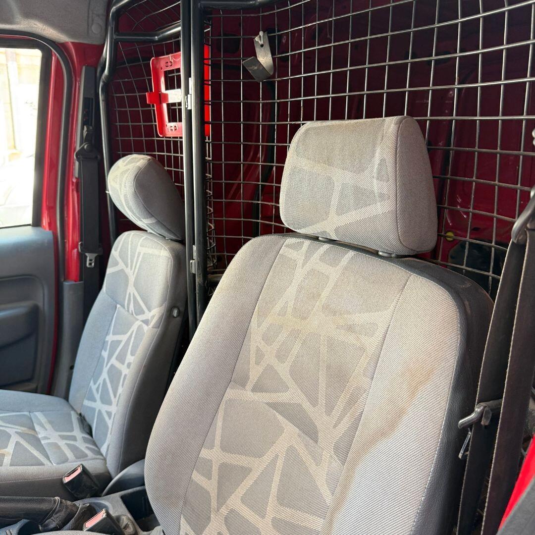 Ford Transit Connect 1.8 TDCi/90CV PC-TN
