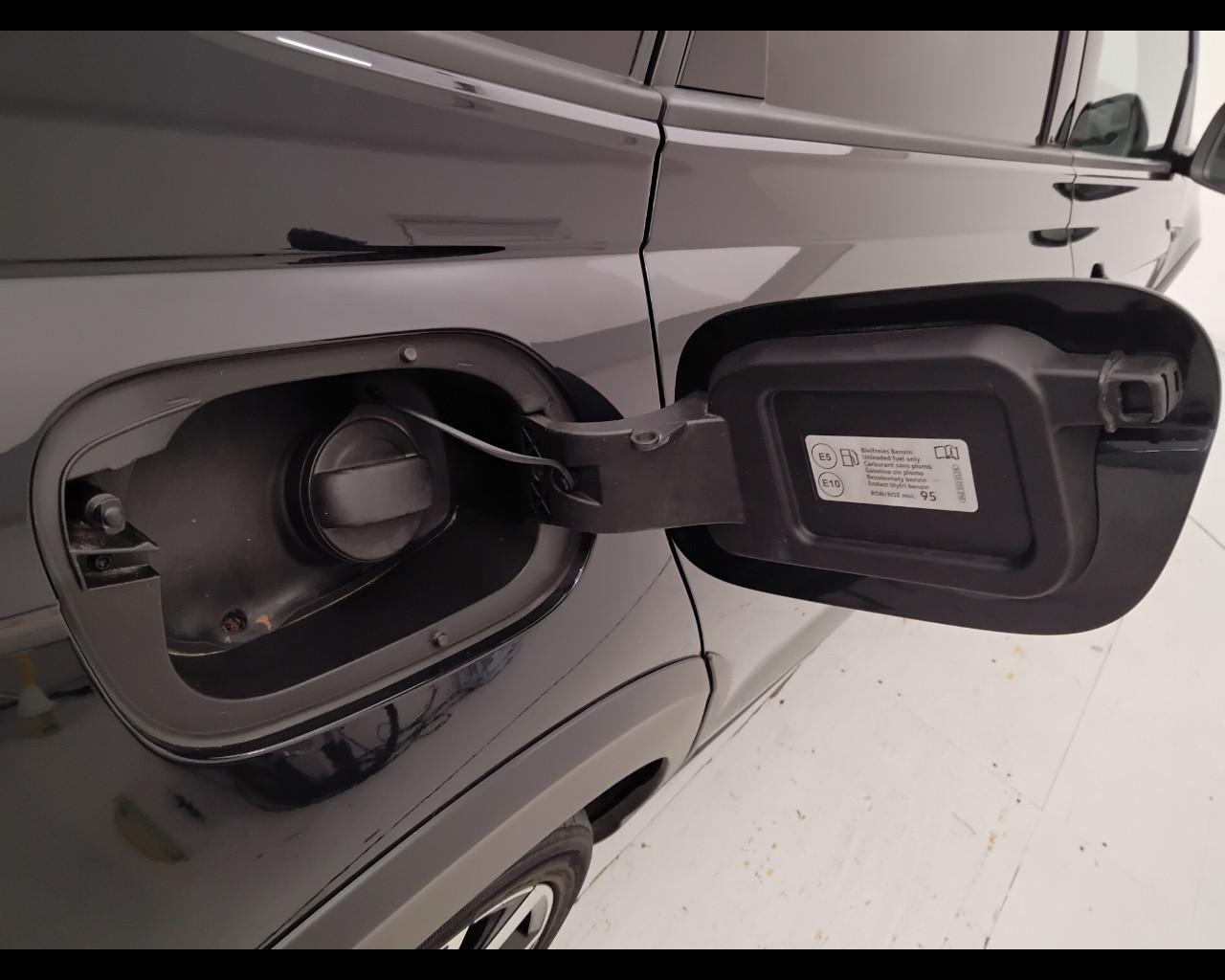 VOLKSWAGEN Taigo - Taigo 1.0 tsi R-Line 110cv