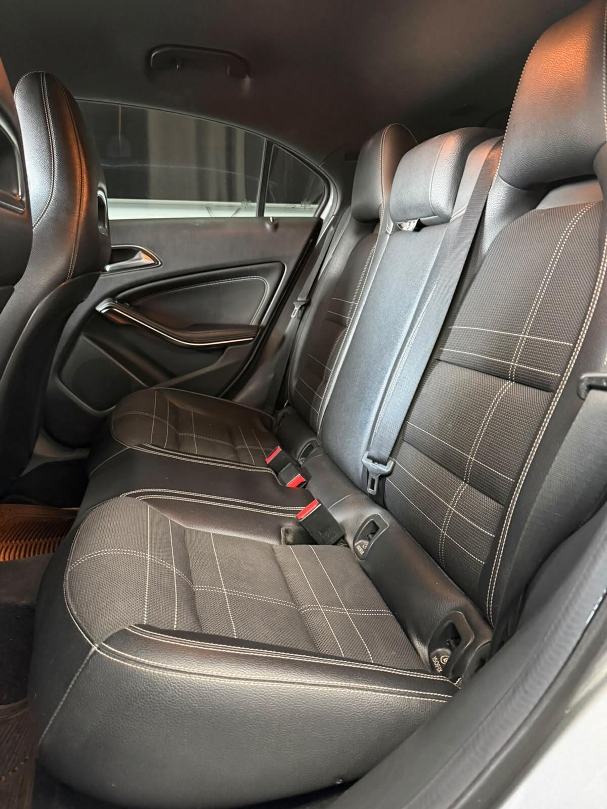 Mercedes-benz A 180 d Automatic Premium