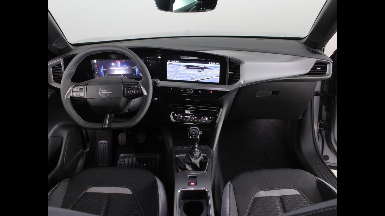 OPEL MOKKA Edition 1.2l 136cv MT