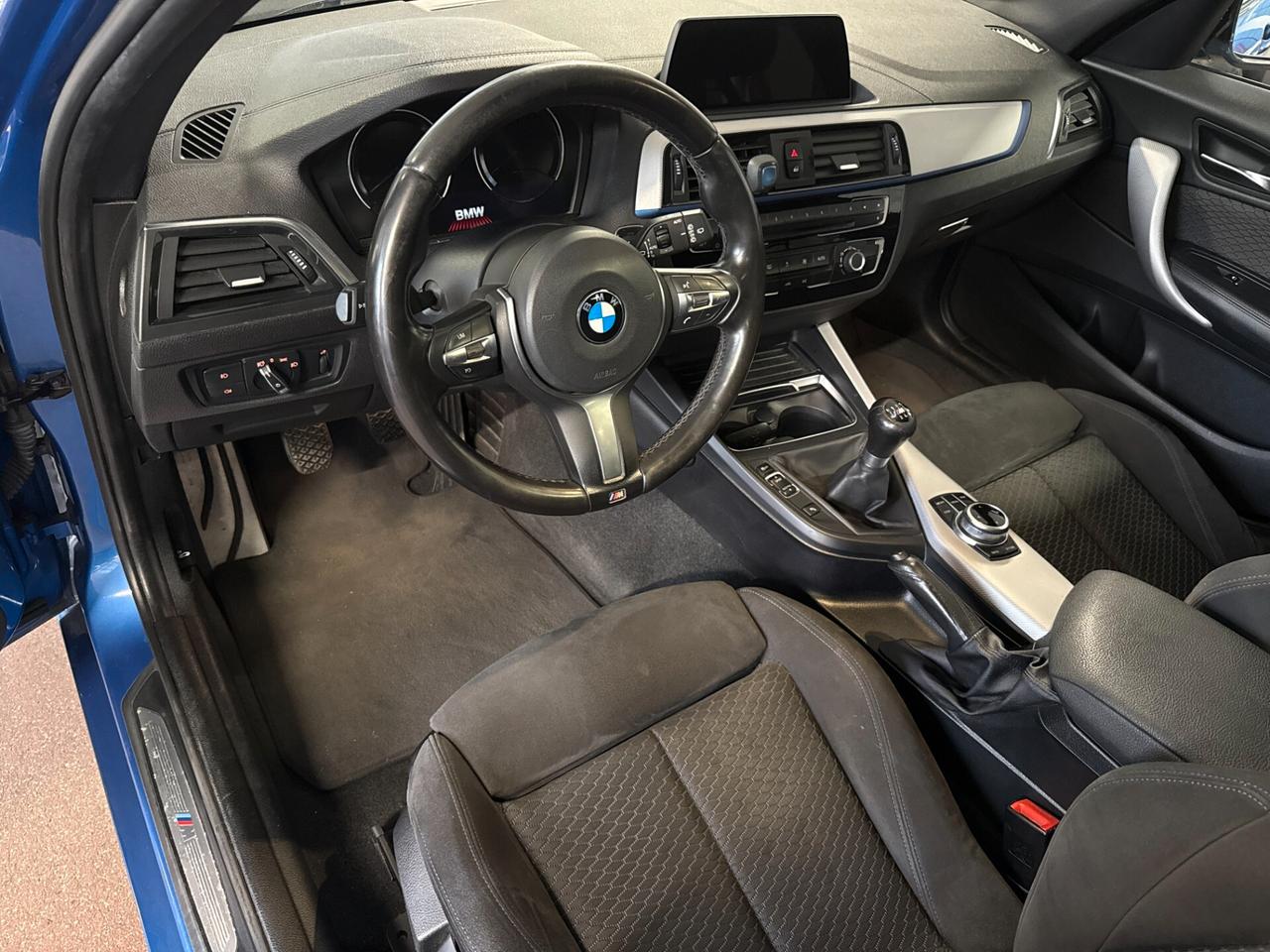 Bmw 118 118d 5p. Msport