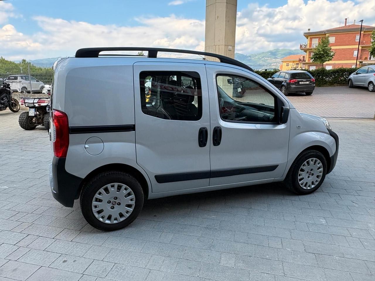 Fiat Fiorino 1.3 MJT 95CV Combi Semivetrato SX
