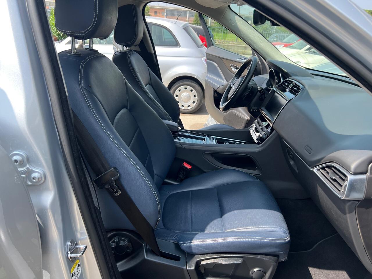 Jaguar F-Pace 2.0 D 180 CV aut. Portfolio