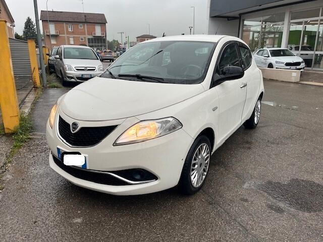 Lancia Ypsilon 1.2 69 CV 5 porte GPL Ecochic Gold