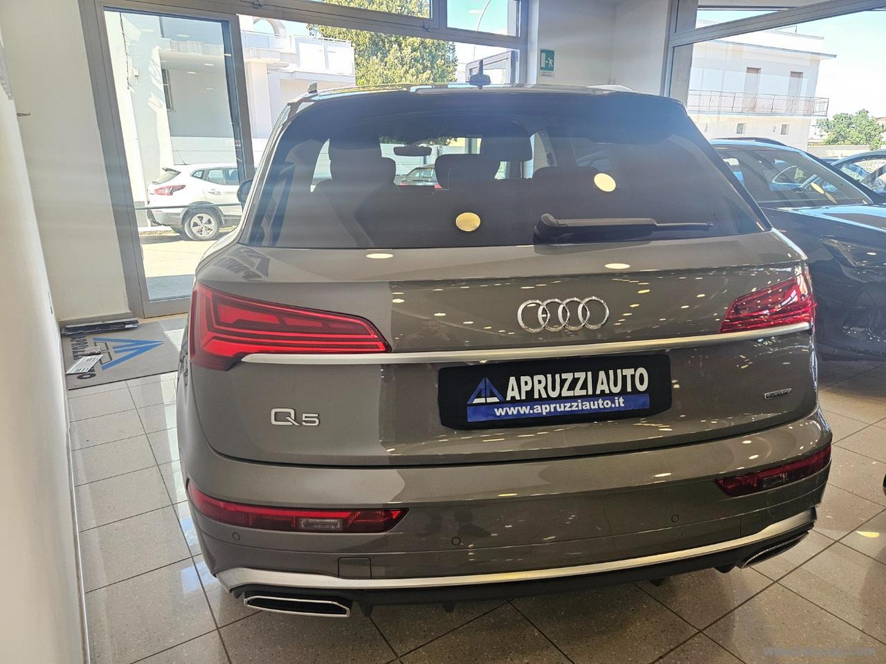 AUDI Q5 40 TDI 204CV qu. S tr. S line