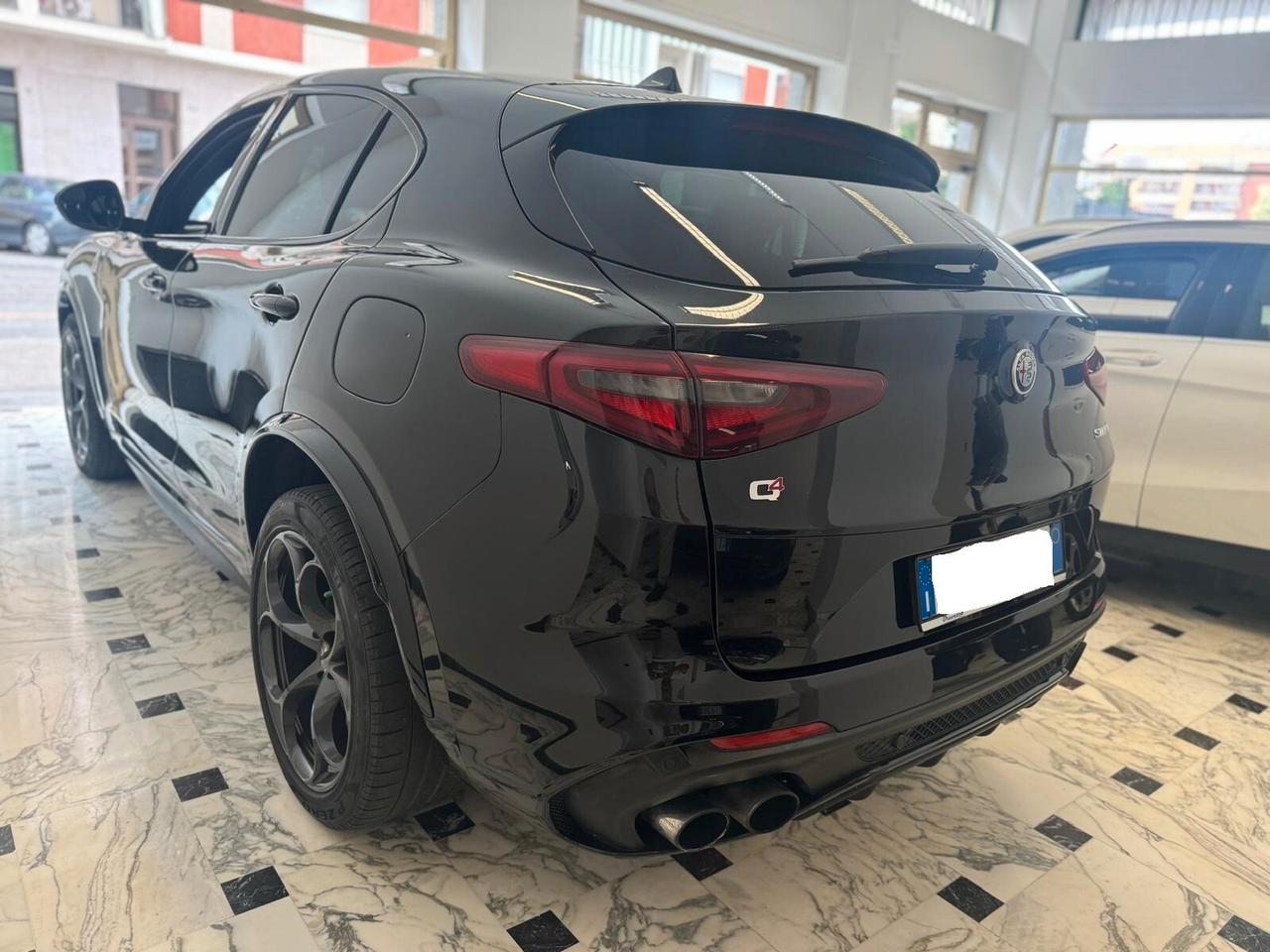 Alfa Romeo Stelvio 2.9 Bi-Turbo V6 510 CV AT8 Quadrifoglio