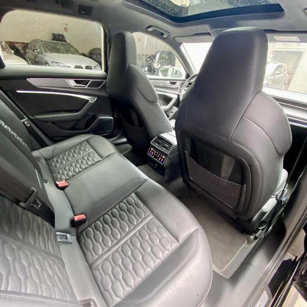 Audi RS6 Avant 4.0 mhev performance quattro tiptronic