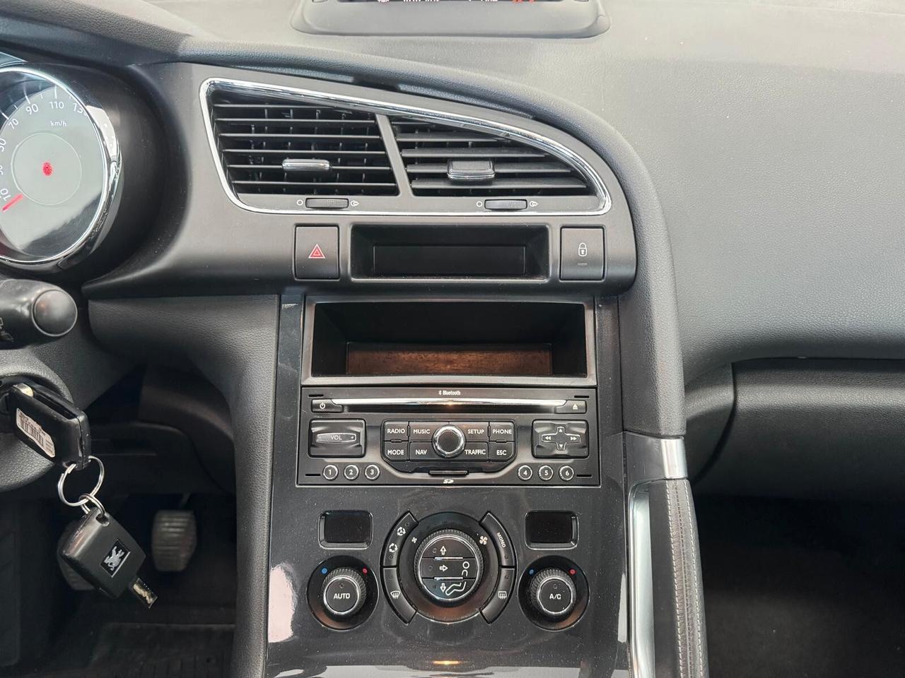Peugeot 3008 1.6 HDi 110CV Premium