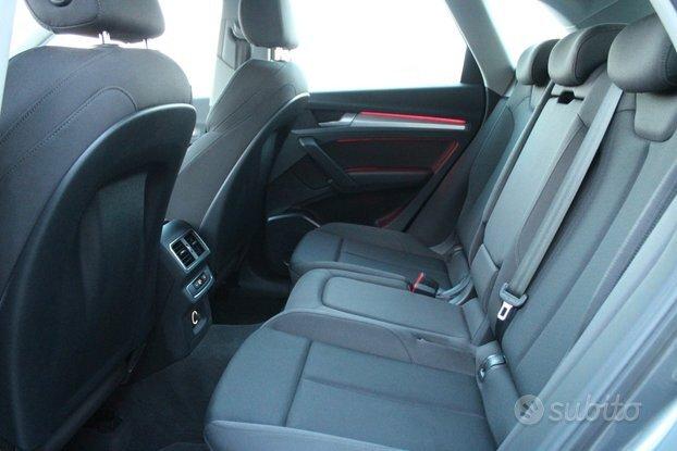 Audi Q5 2.0 TDI Aut. *LUCI AMBIENTE *V.COCKPIT