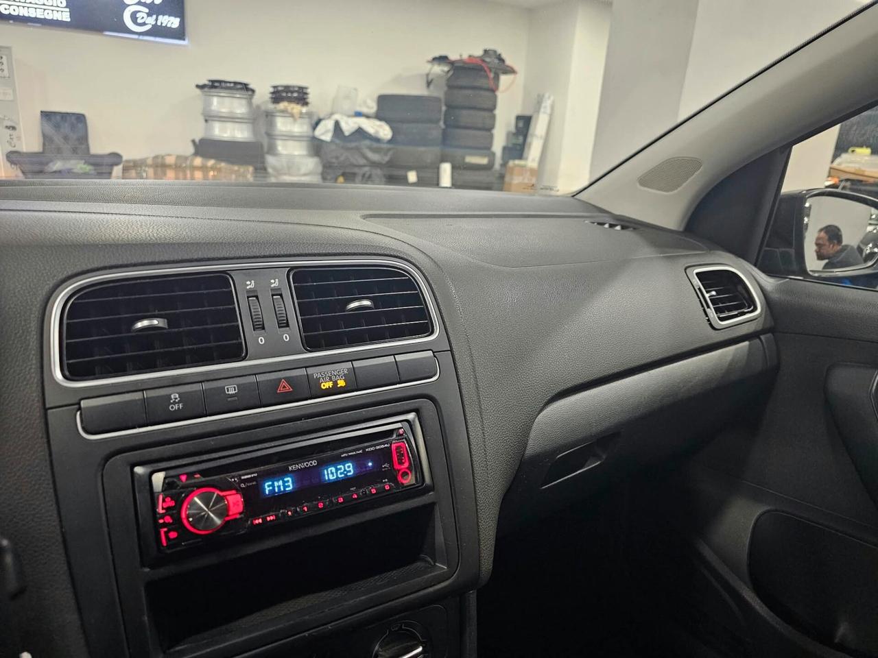 NUOVA VOLKSWAGEN POLO 1.2 TDI 75CV CONFORT LINE 5 PORTE