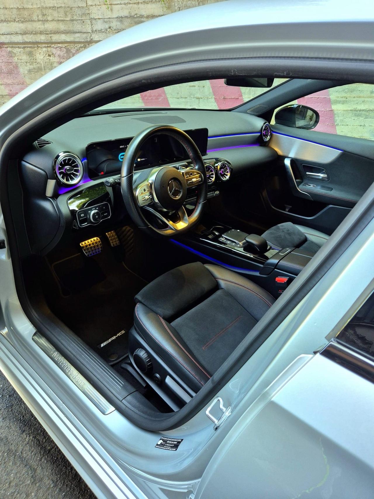 Mercedes-benz A 250 e hybrid EQ Premium