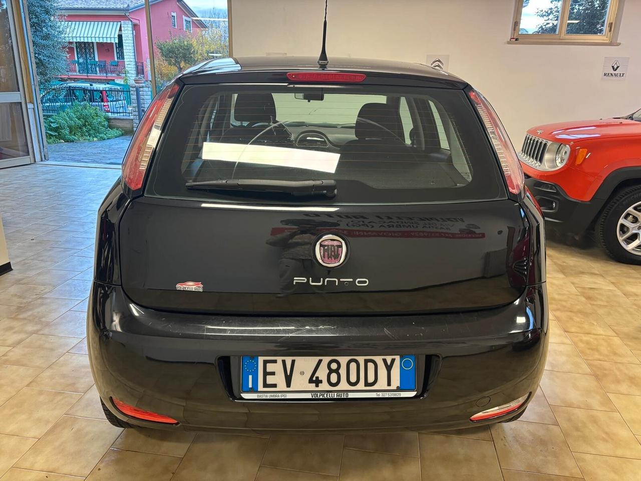 FIAT PUNTO ANNO 2014 BZ METANO ADATTA NEOPATENTATI KM 200 MILA
