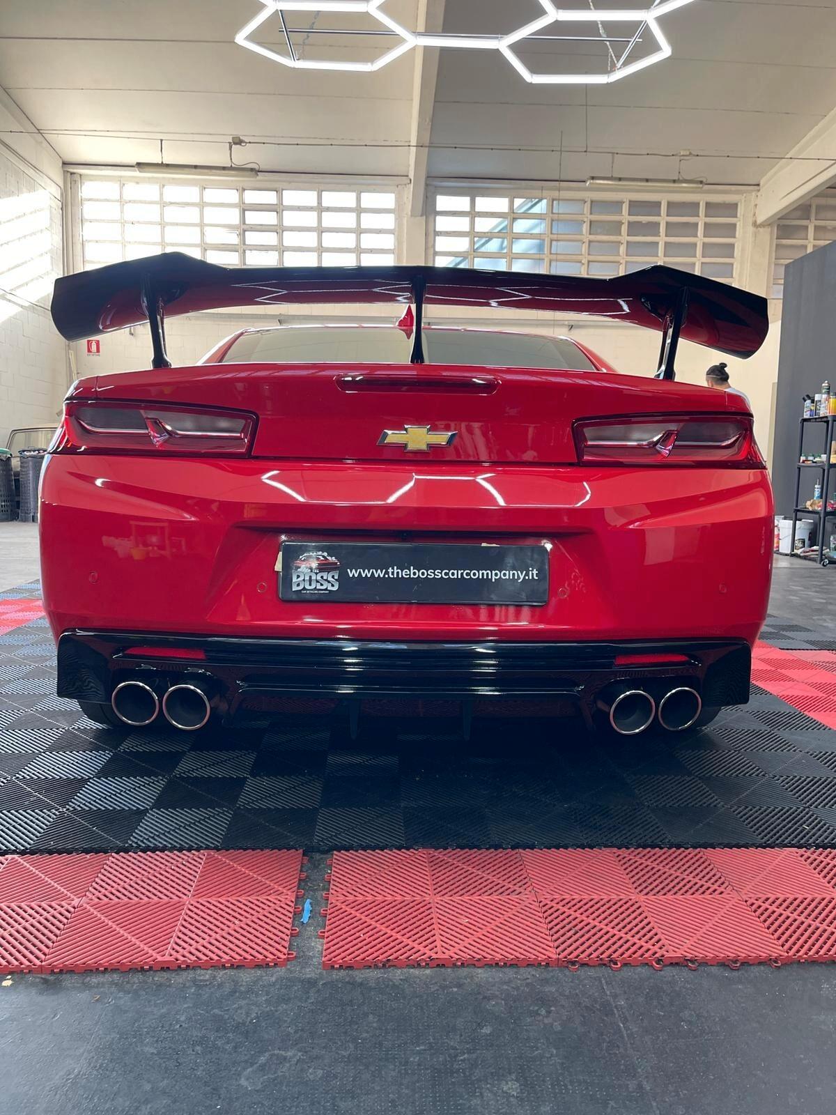 Chevrolet Camaro 6.2L V8