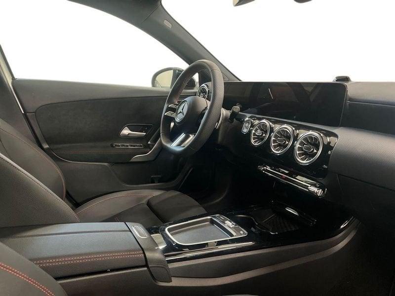 Mercedes-Benz Classe A A 180 d AMG Line Extra auto