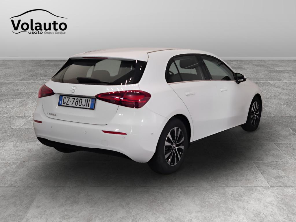 Mercedes-Benz Classe A - W177 2023 - A 180 d Advanced auto