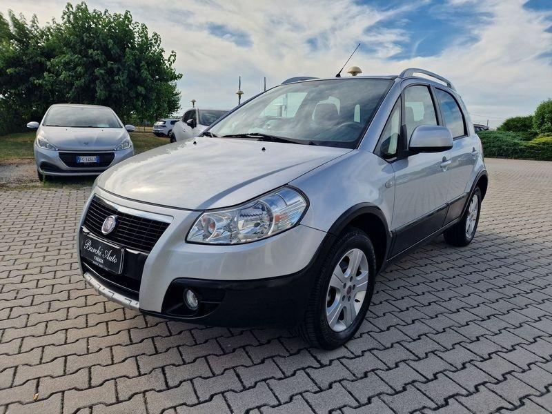 FIAT Sedici 1.6 16V 4x4 Dynamic