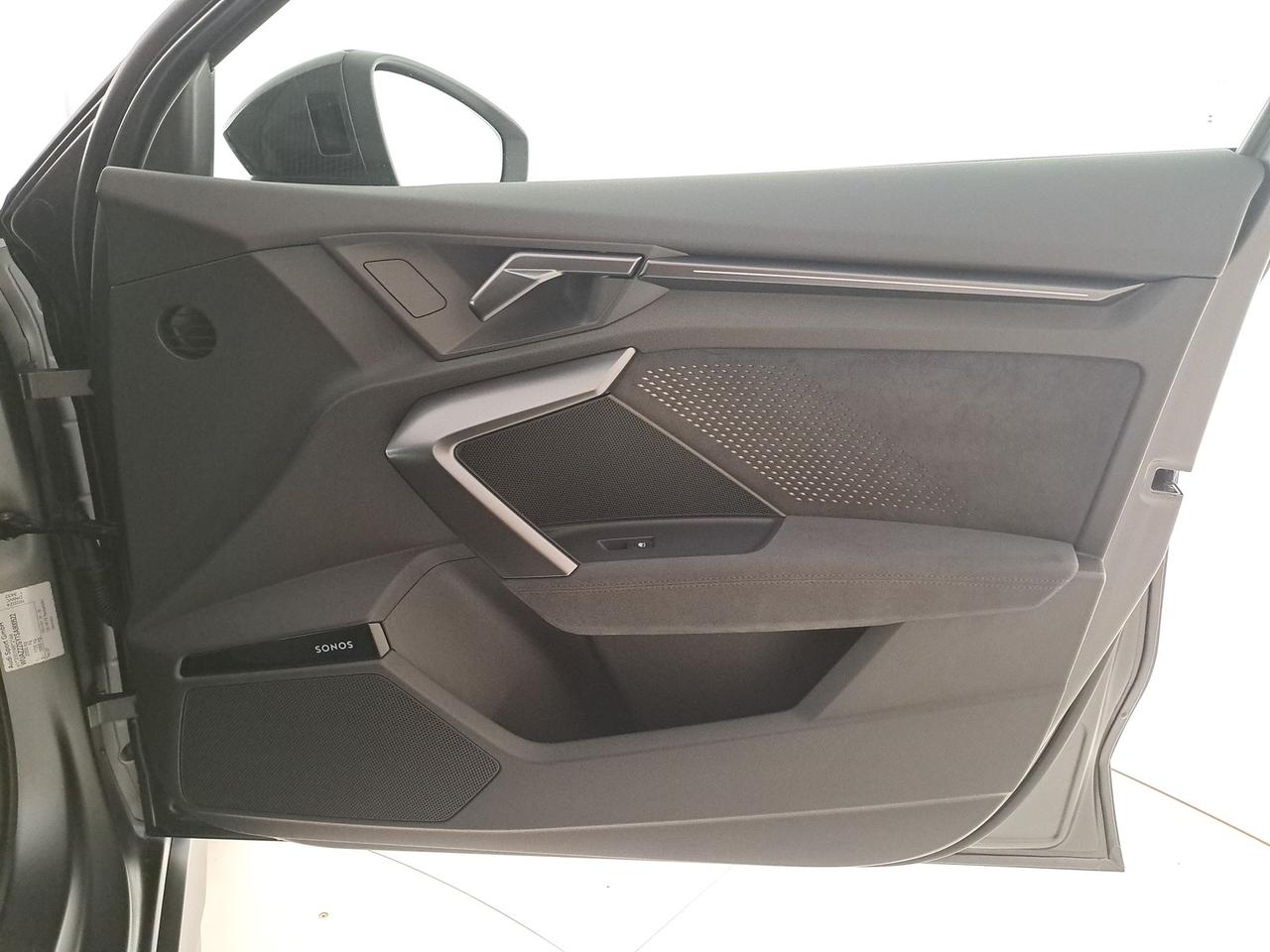 Audi RS3 sportback 2.5 tfsi launch edition daytona quattro s-tronic