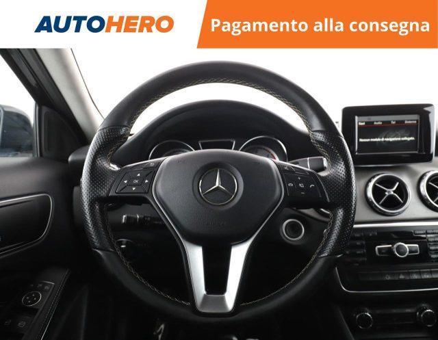 MERCEDES-BENZ GLA 200 d Automatic Sport