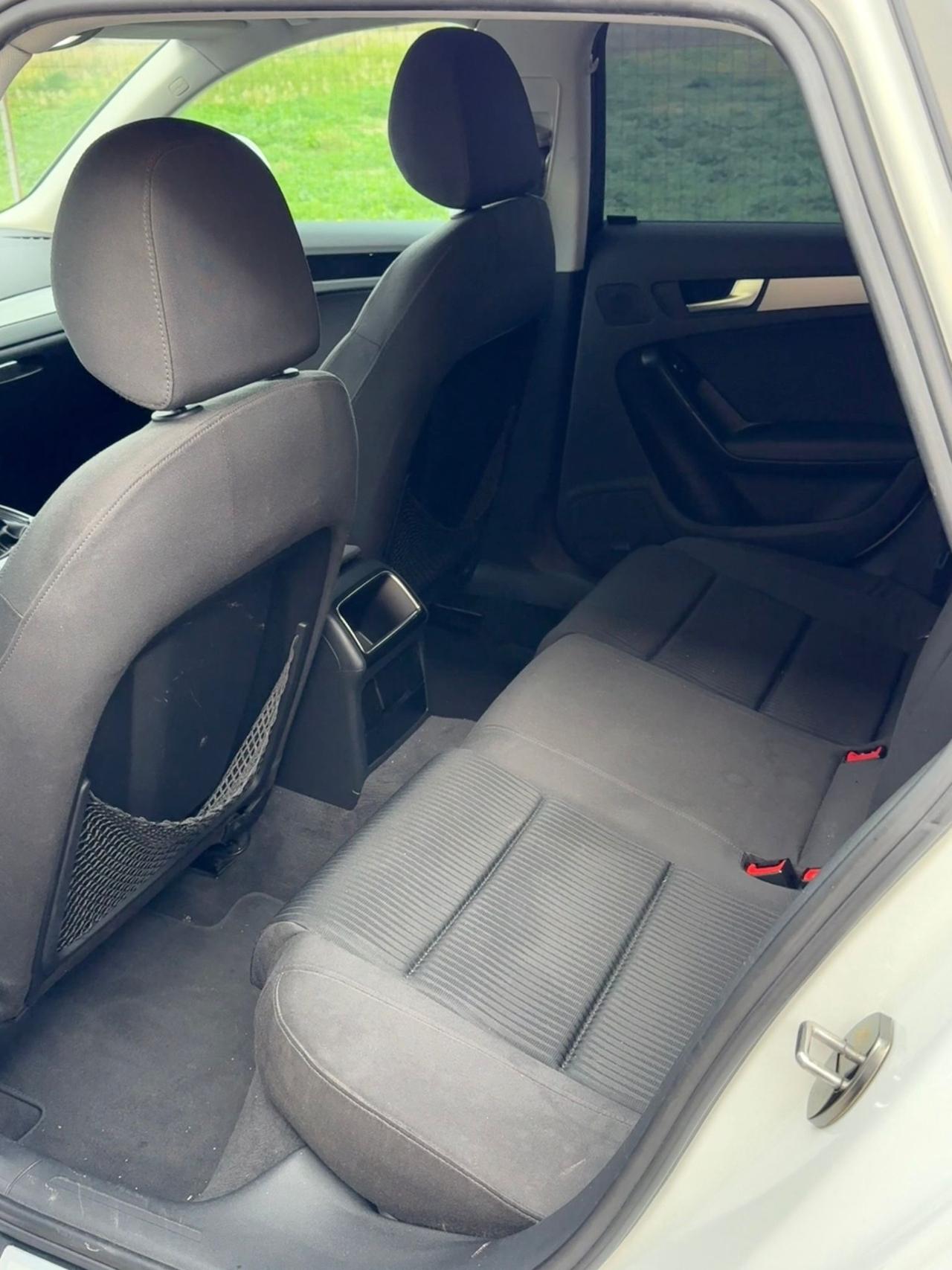 Audi A4 Avant 2.0 TDI 120CV Motore sostituito