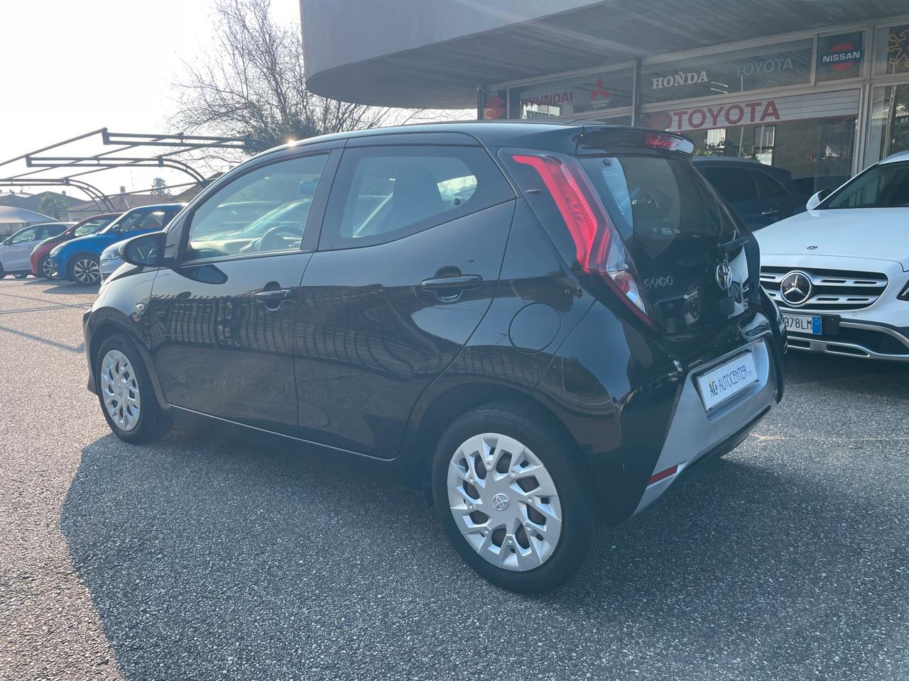 Toyota Aygo 1.0 VVT-i 72 CV 5 porte x-business MMT