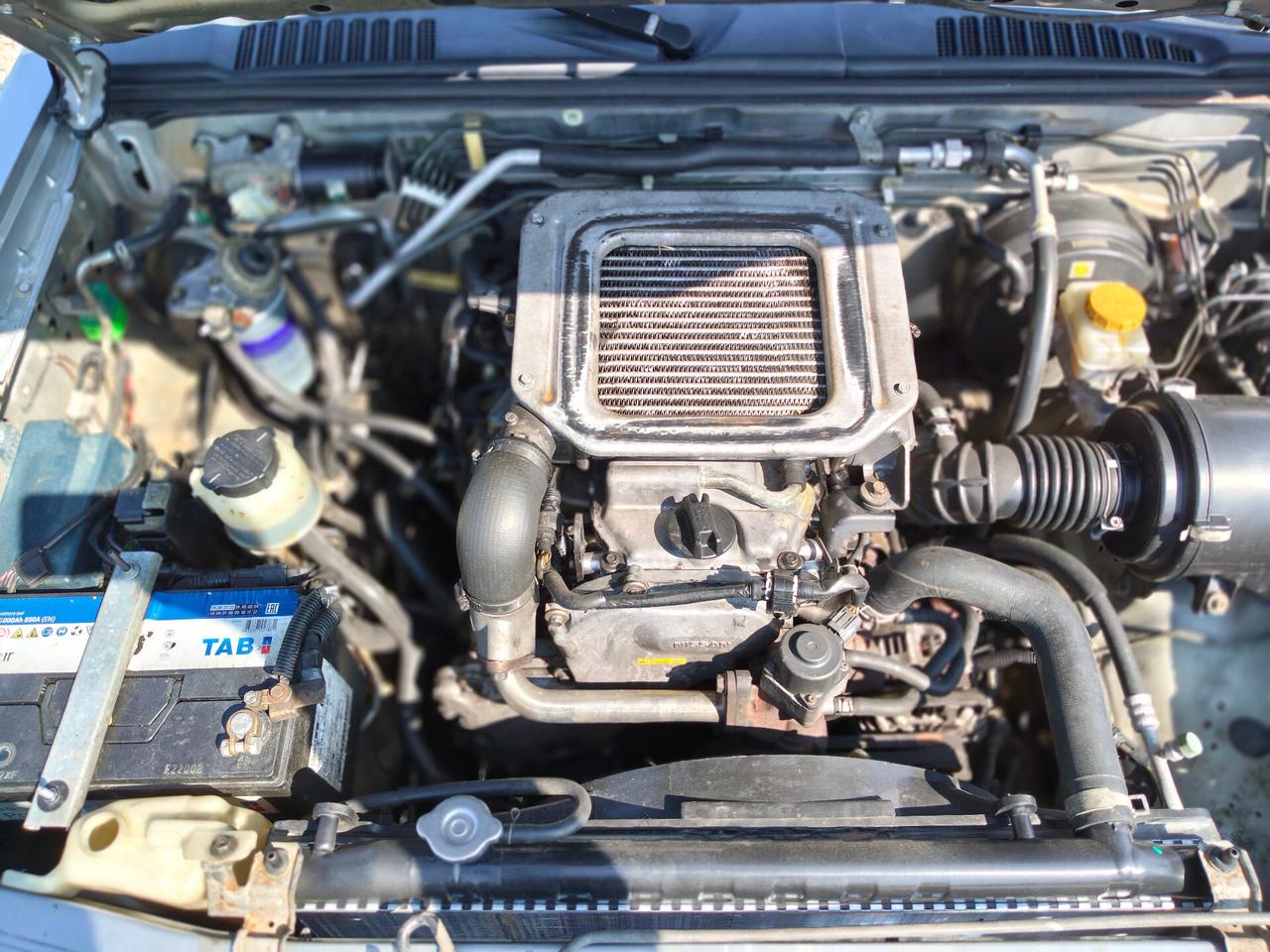 Nissan Navara Double Cab 2.5 td 133cv