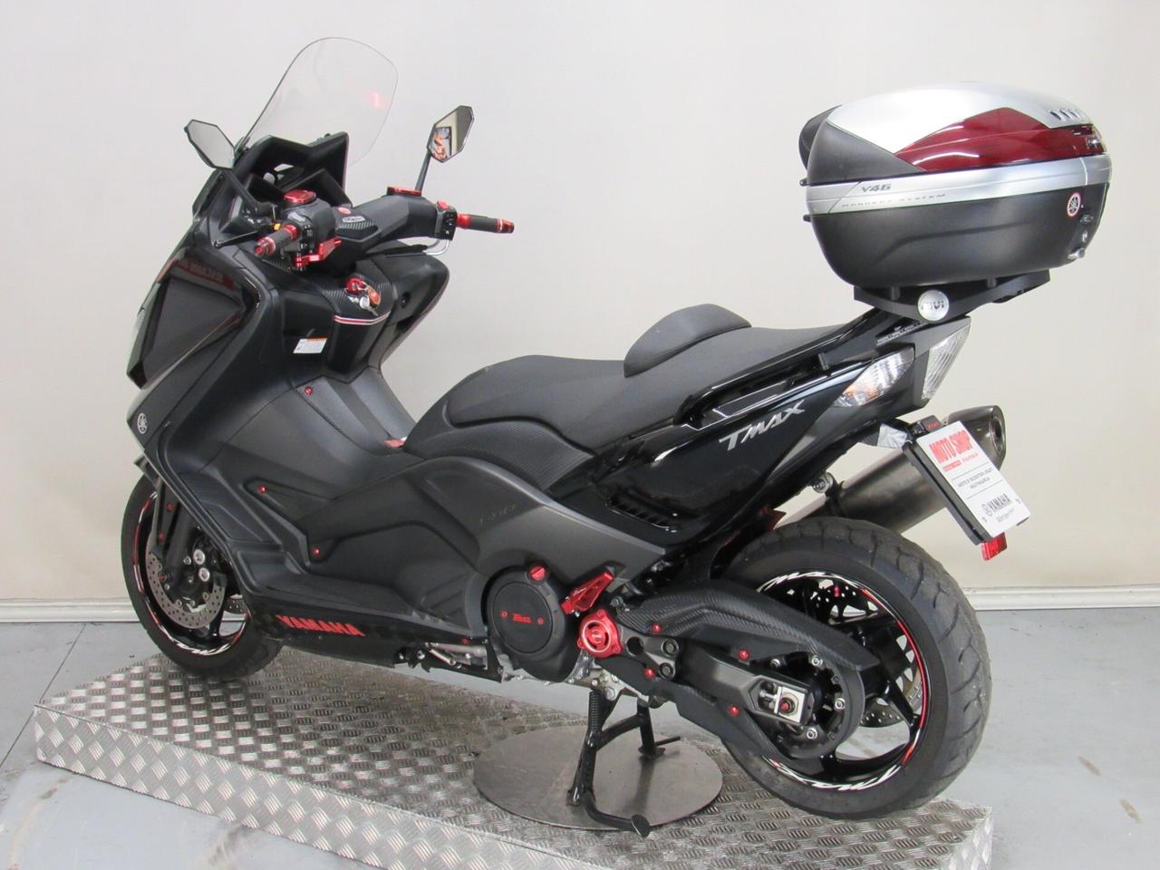 Yamaha T Max 530 ABS AKRAPOVIC