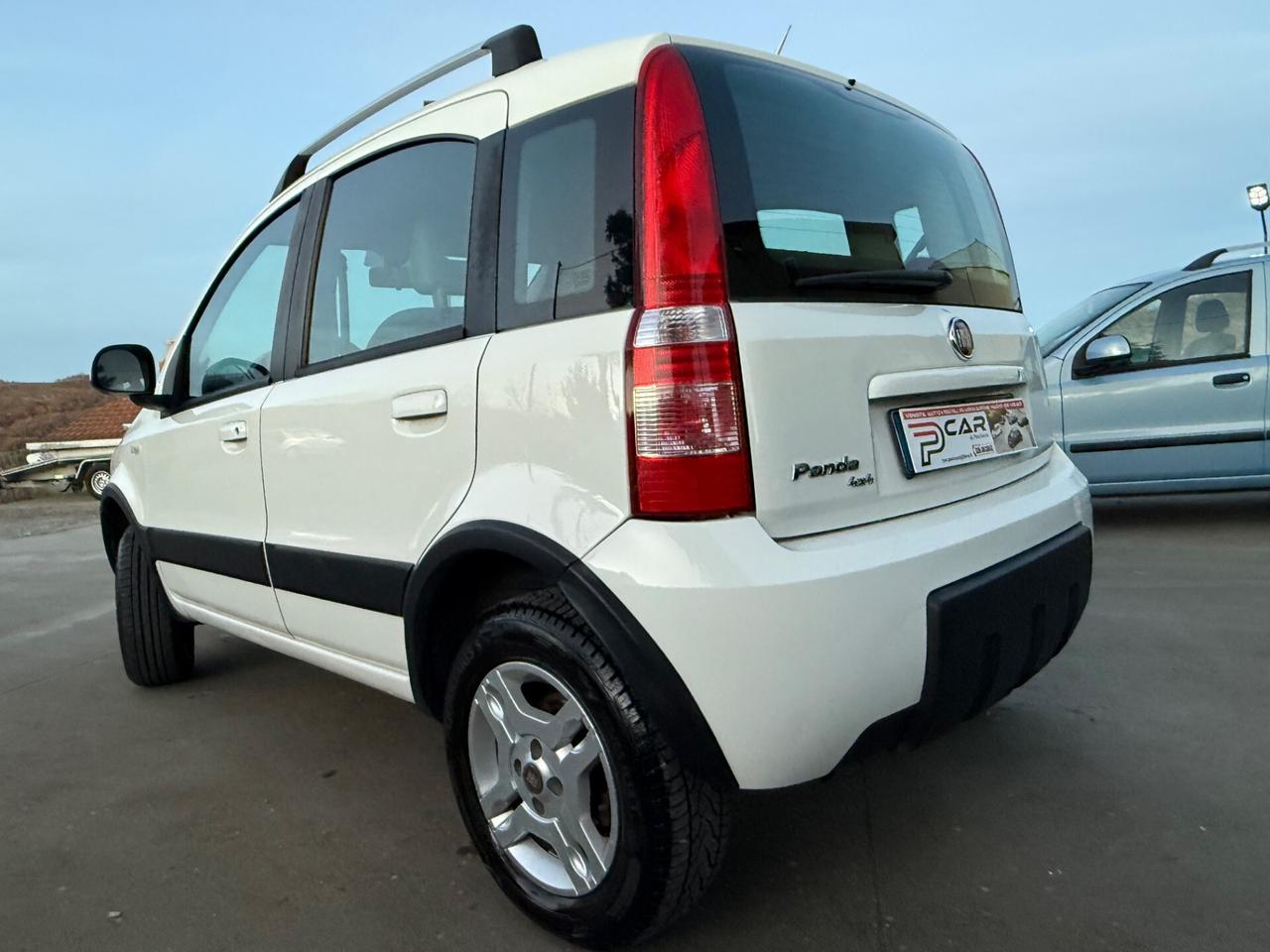 Fiat Panda 1.3 MJT 16V DPF 4x4 Climbing