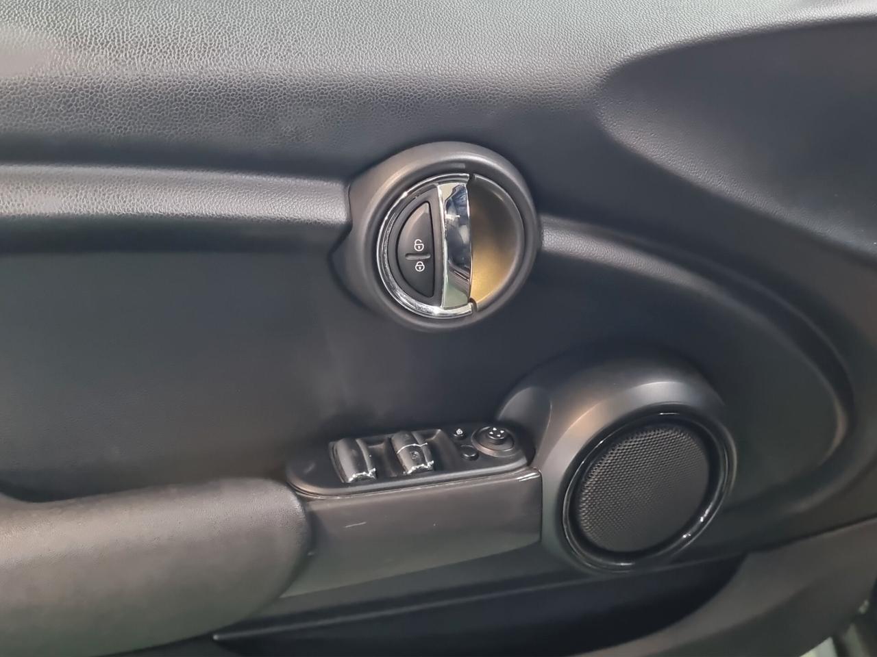 Mini 1.5 Cooper D Boost Cabrio AUTOMATICA