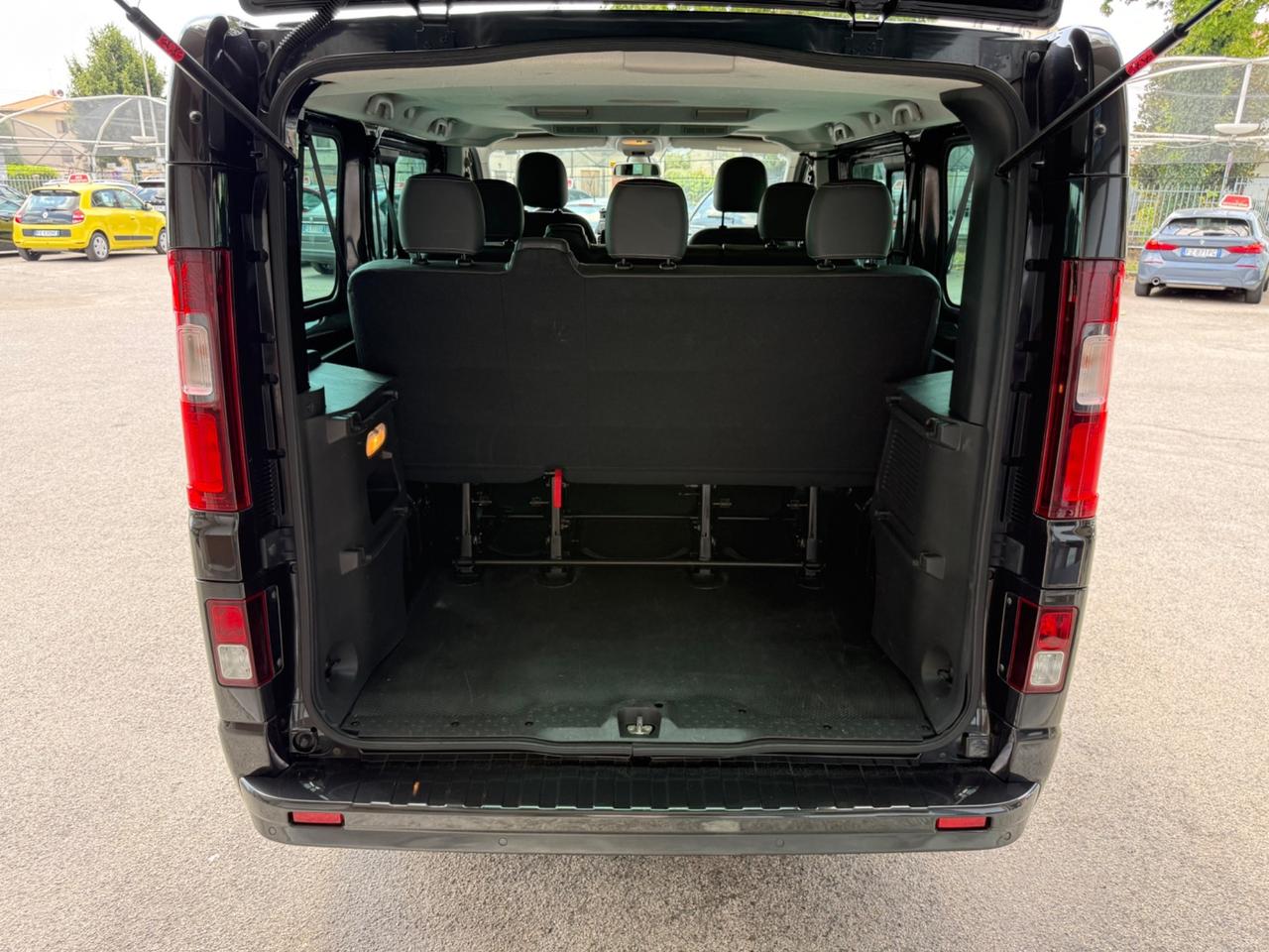 Opel Vivaro 1.6 BiTurbo 145CV - 8 Posti