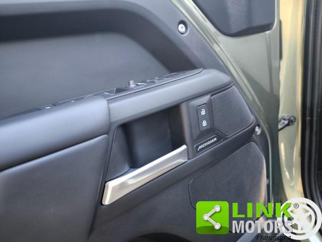 LAND ROVER Defender 110 3.0D AWD Auto X-Dynamic SE N1