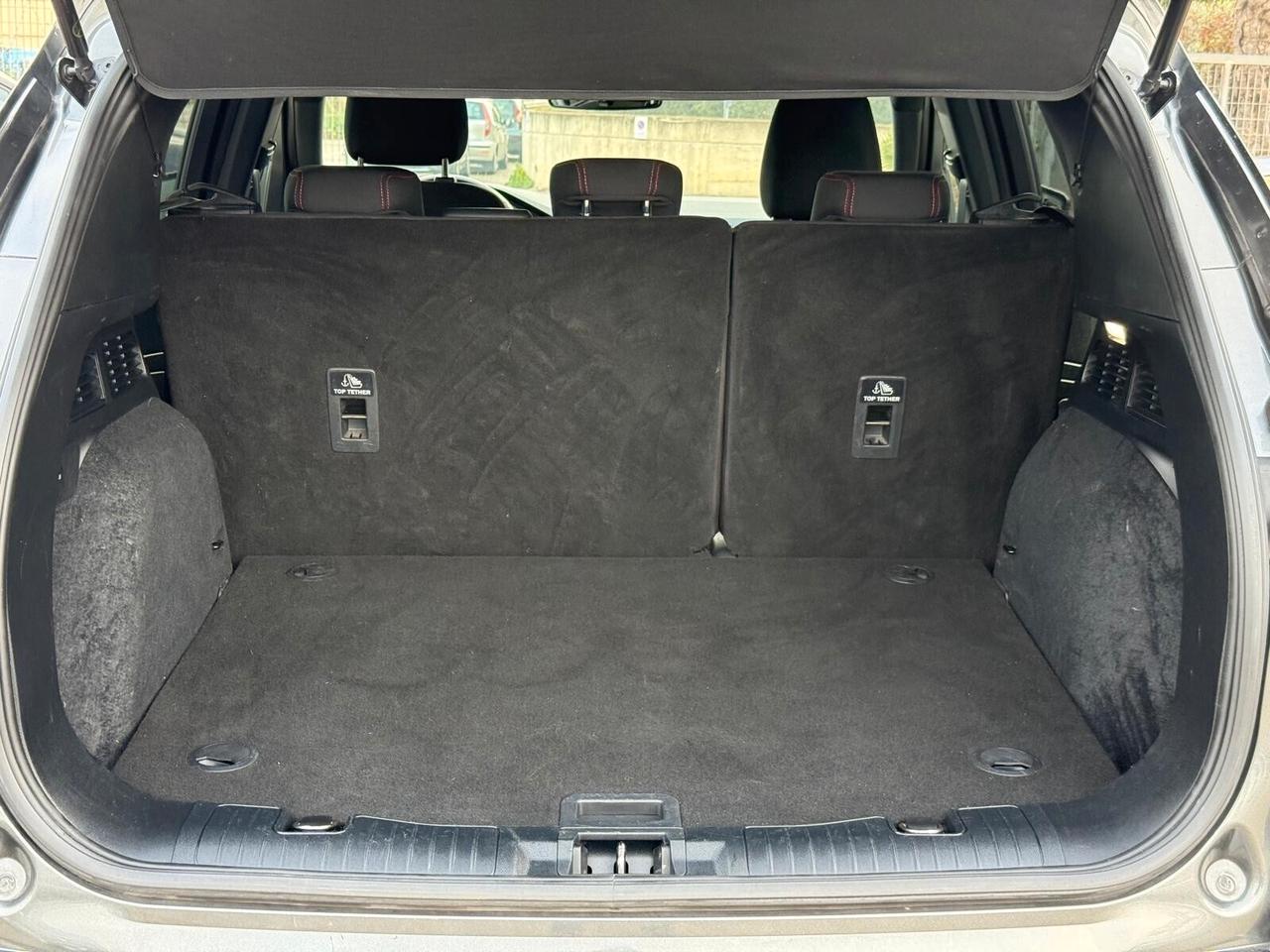 Ford Kuga 1.5 120cv ST-LINE Aut. N1 Autocarro 100% Detraibile