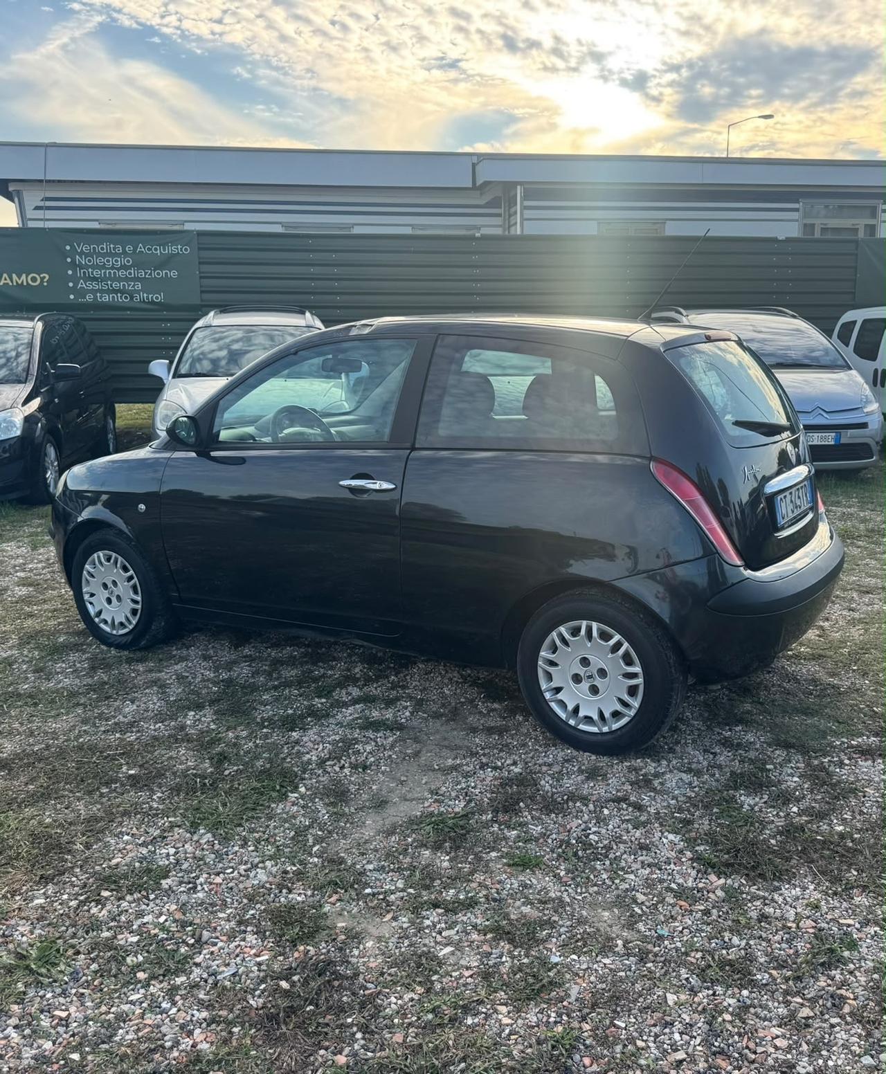 Lancia Ypsilon 1.2 Argento