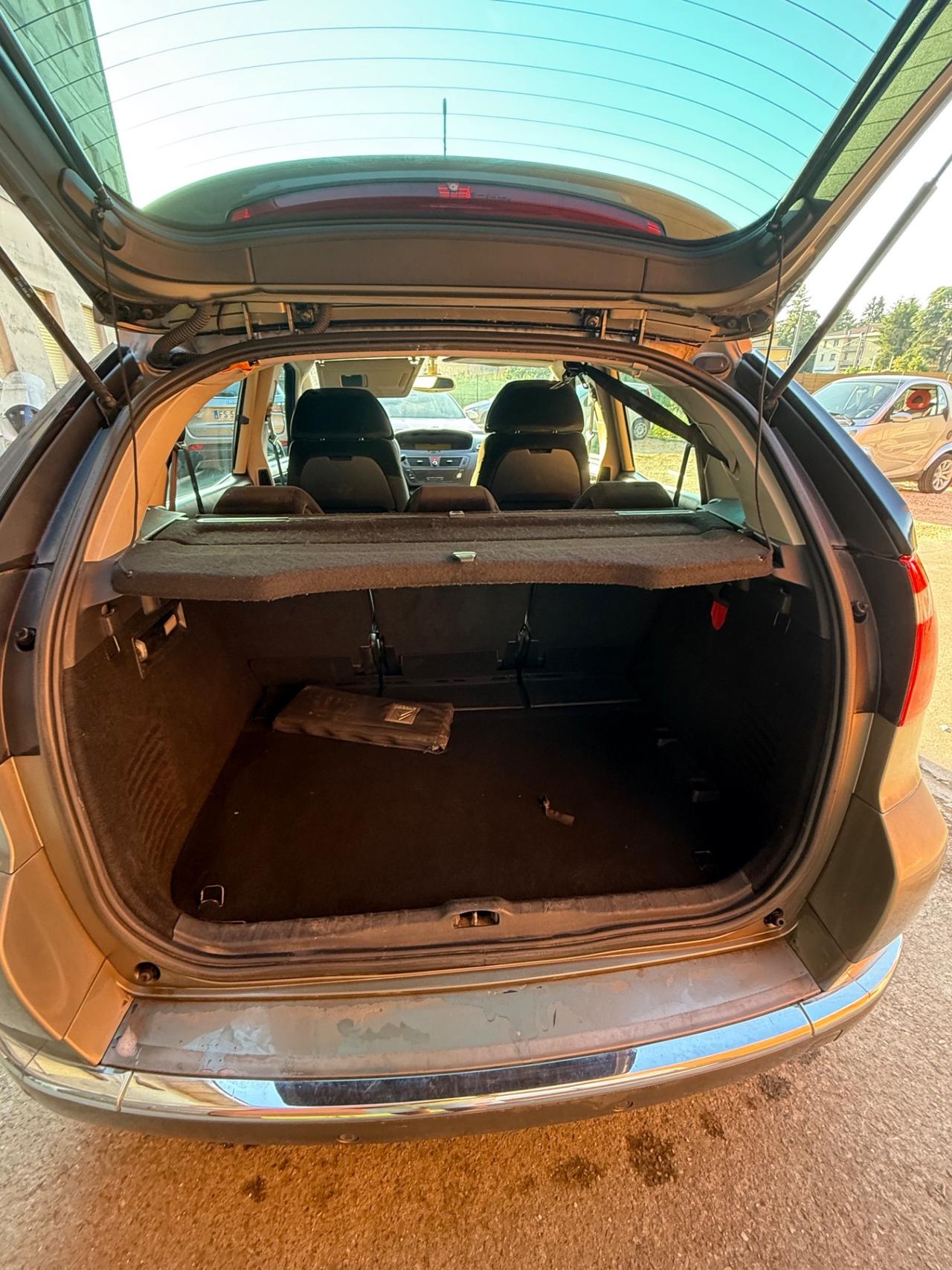 Citroen C4 1.6 HDi 110CV FAP Exclusive
