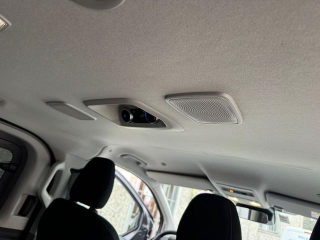 FORD Tourneo Custom 320 2.0 EcoBlue 136CV PC 9 POSTI Titanium