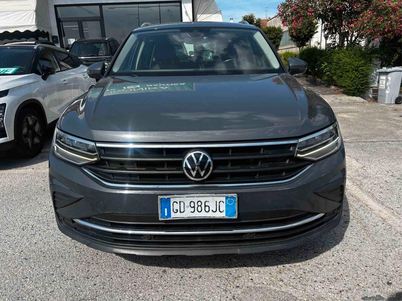 Volkswagen Tiguan 2.0 TDI SCR DSG Business BlueMotion Technology