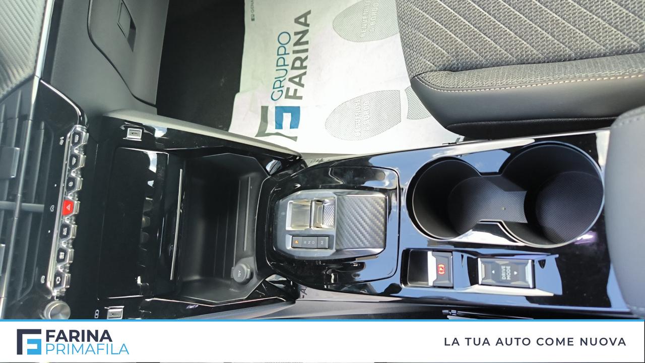 PEUGEOT 2008 1.2 hybrid Allure 136cv e-dcs6