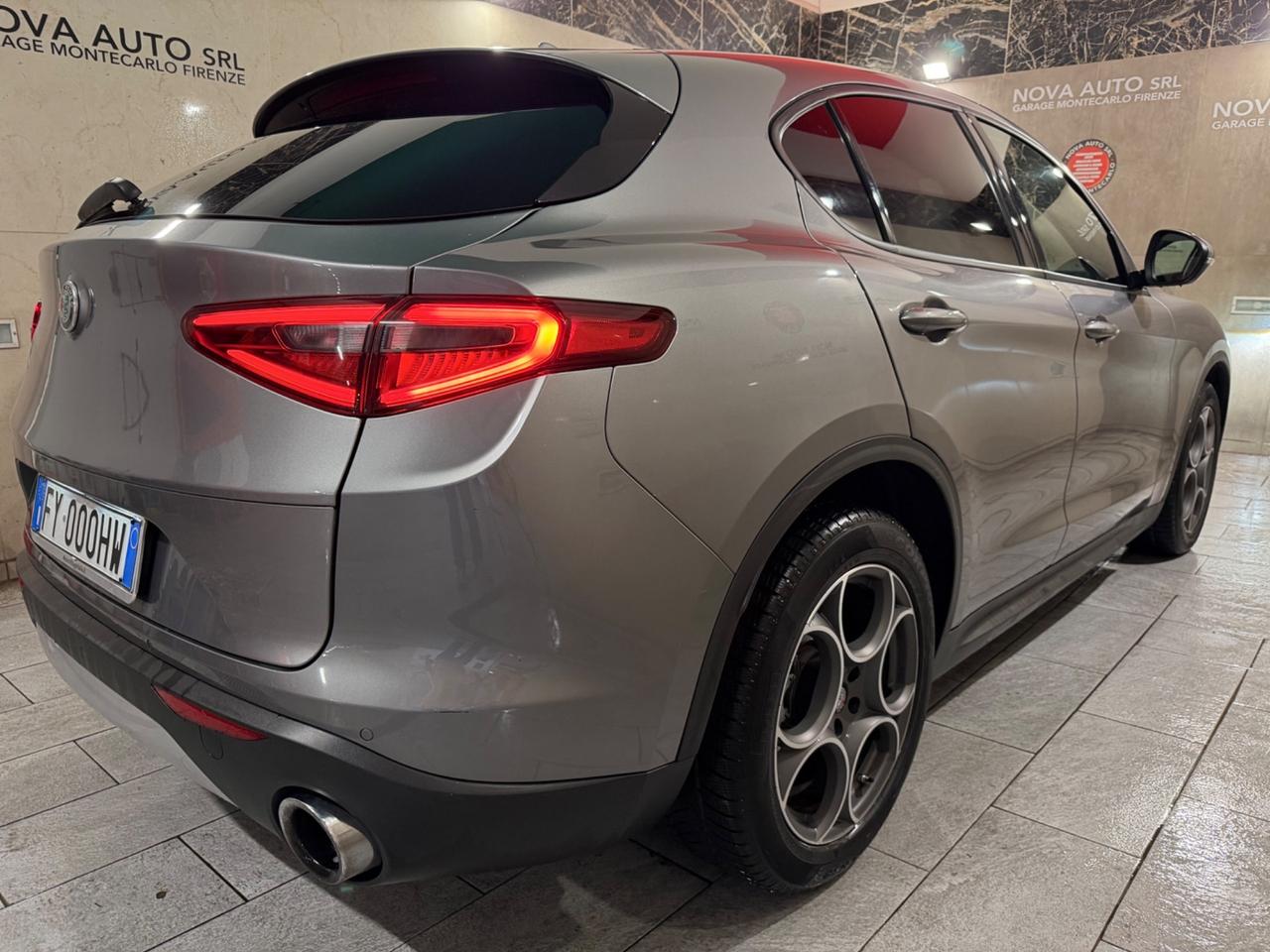 Alfa Romeo Stelvio 2.2 Turbodiesel 160 CV AT8 RWD Business