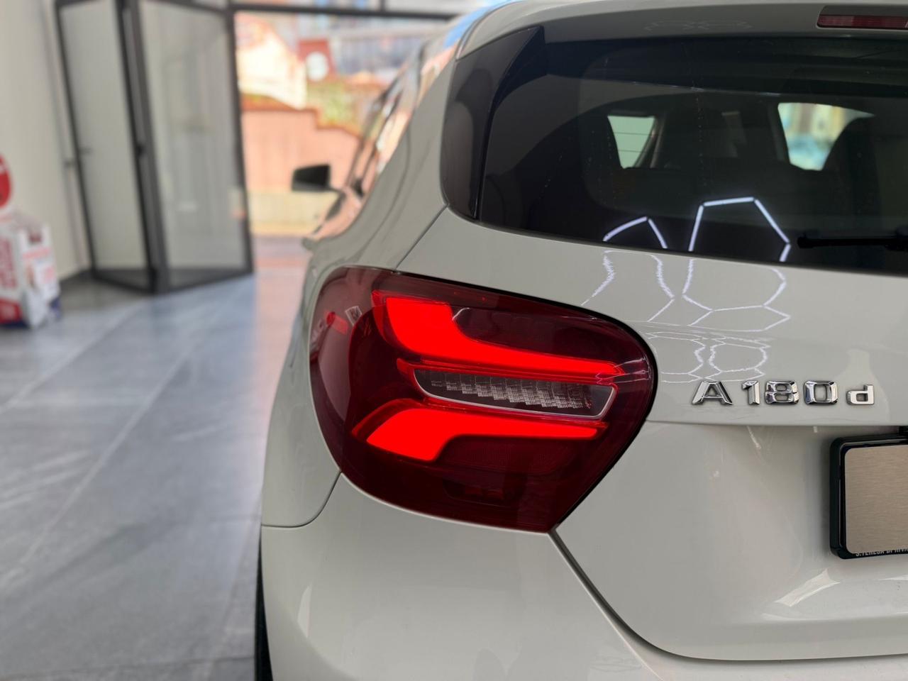 Mercedes-benz A 180d Premium