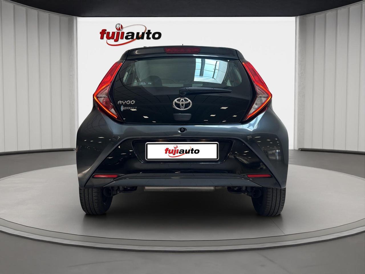 Toyota Aygo 5p 1.0 x-play m-mt 72cv