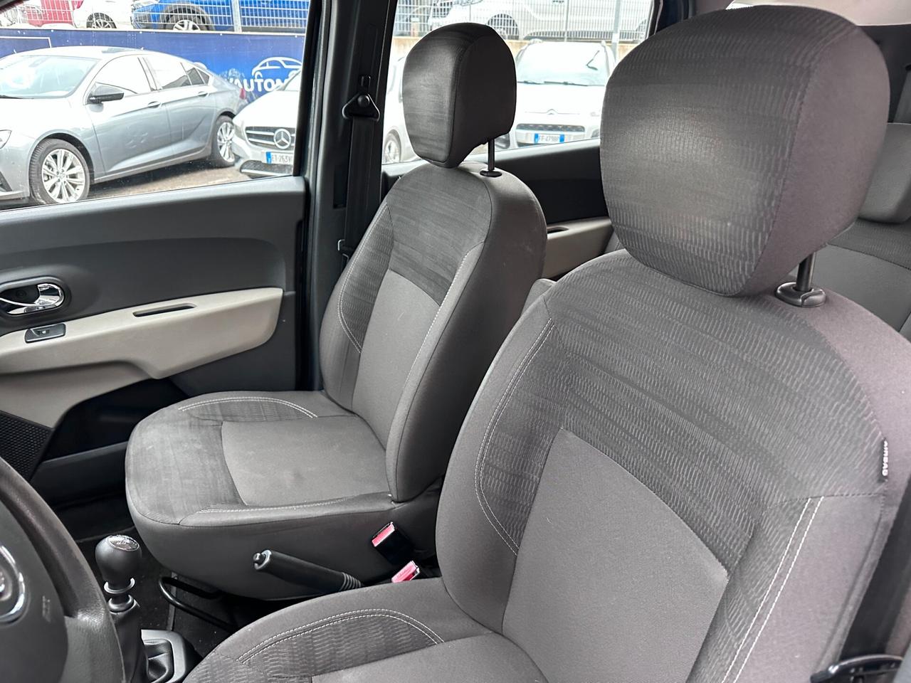 Dacia Lodgy 1.5 dCi 8V 110CV Start&Stop 7 posti Lauréate