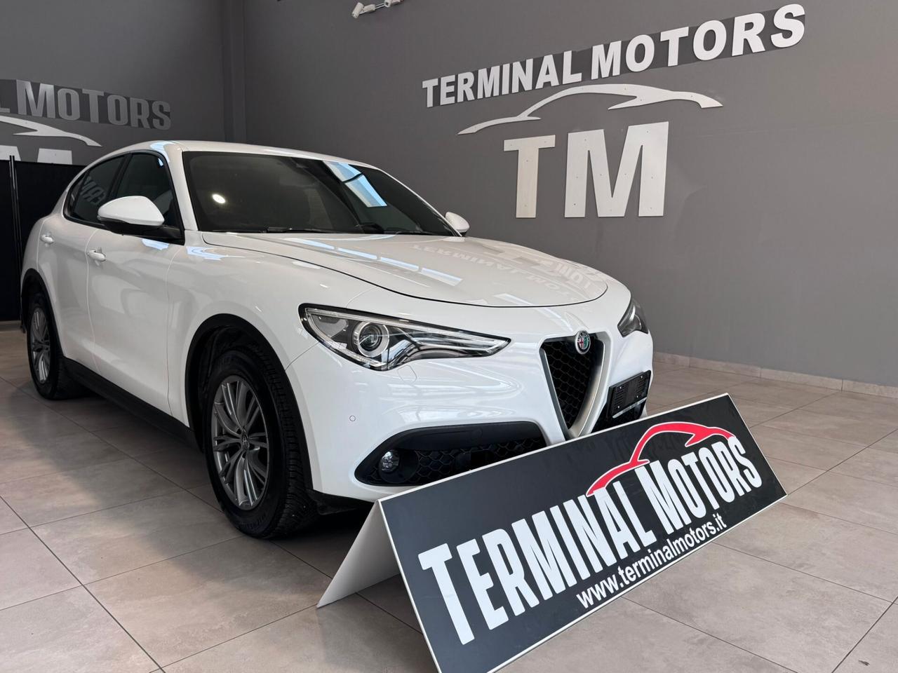 Alfa Romeo Stelvio 2.2 Turbodiesel 160 CV AT8 RWD Business