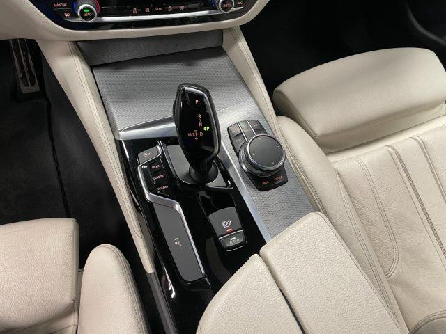 BMW 520 520D TOURING M-SPORT AUTO