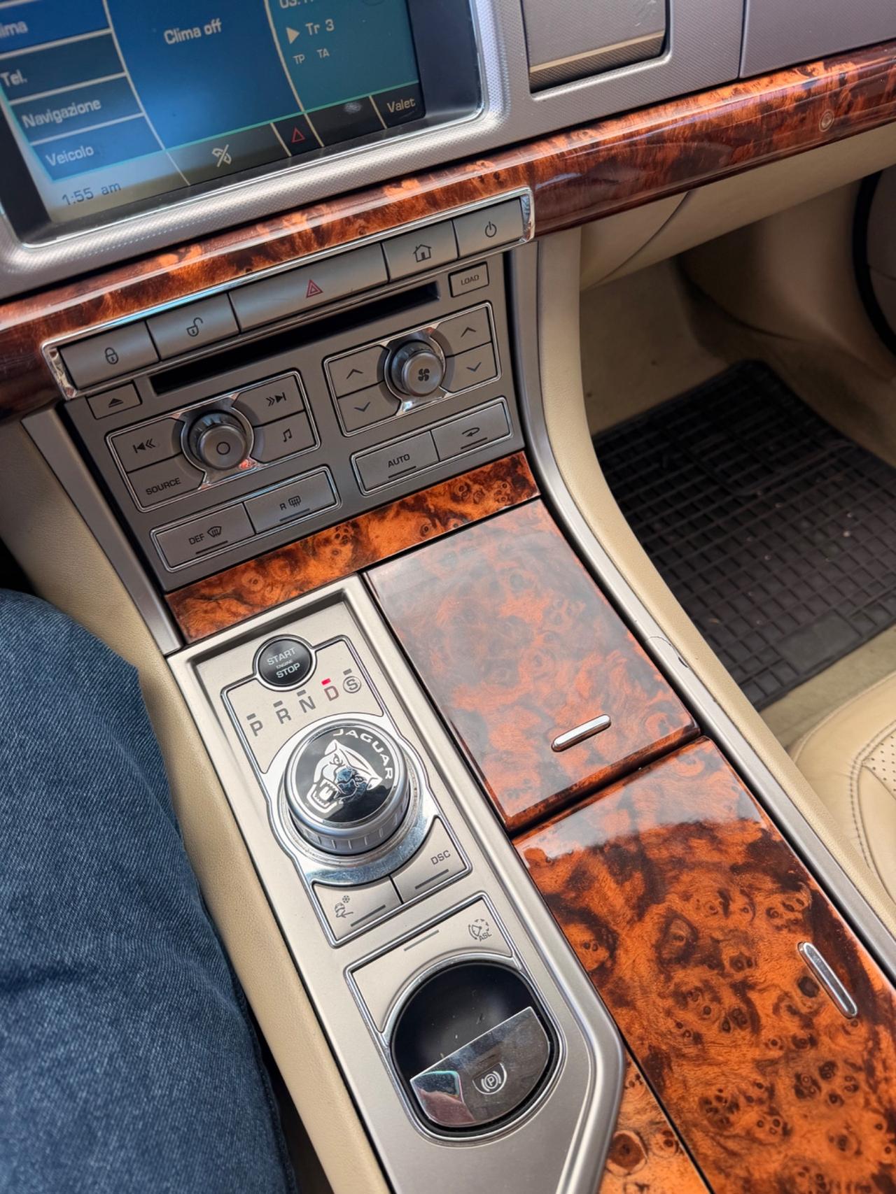 Jaguar XF 2.7 D 200 CV Premium Luxury