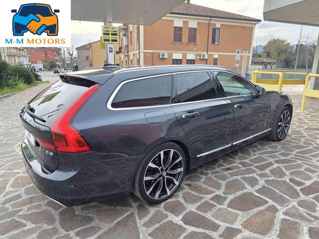 VOLVO V90 D4 AWD Geartronic Momentum