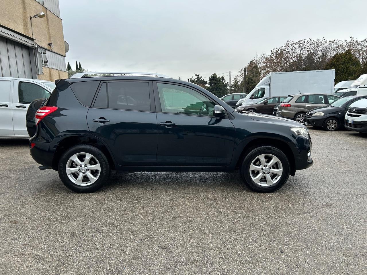 Toyota RAV 4 2.2 D-4D 150 CV DPF Exclusive Euro5
