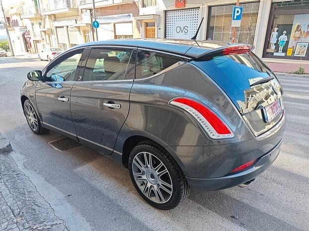 LANCIA Delta 1.6 MJT *107.000 KM* - 2014