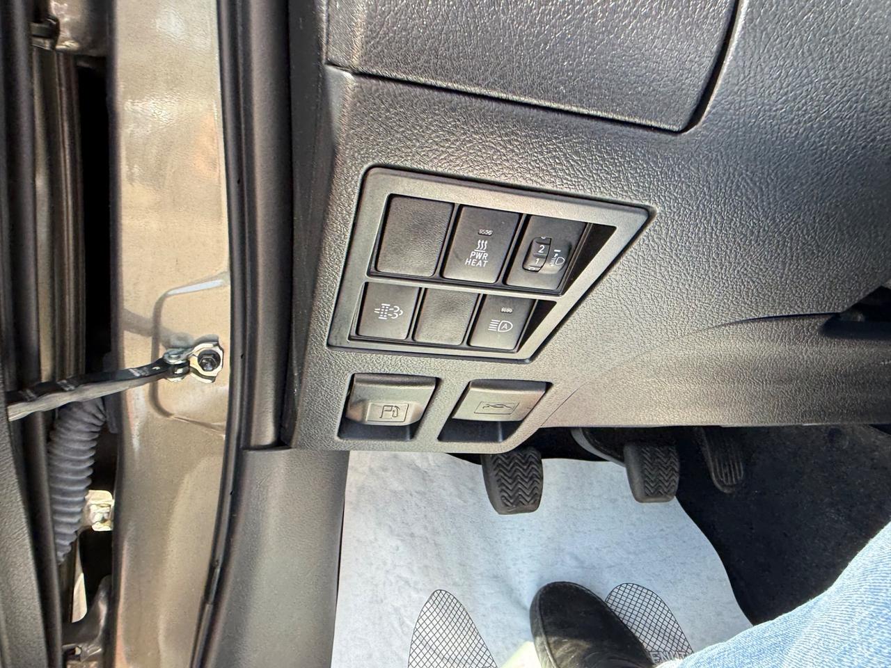 Toyota Hilux 2.8 D-4D 4WD 4 porte Double Cab Comfort