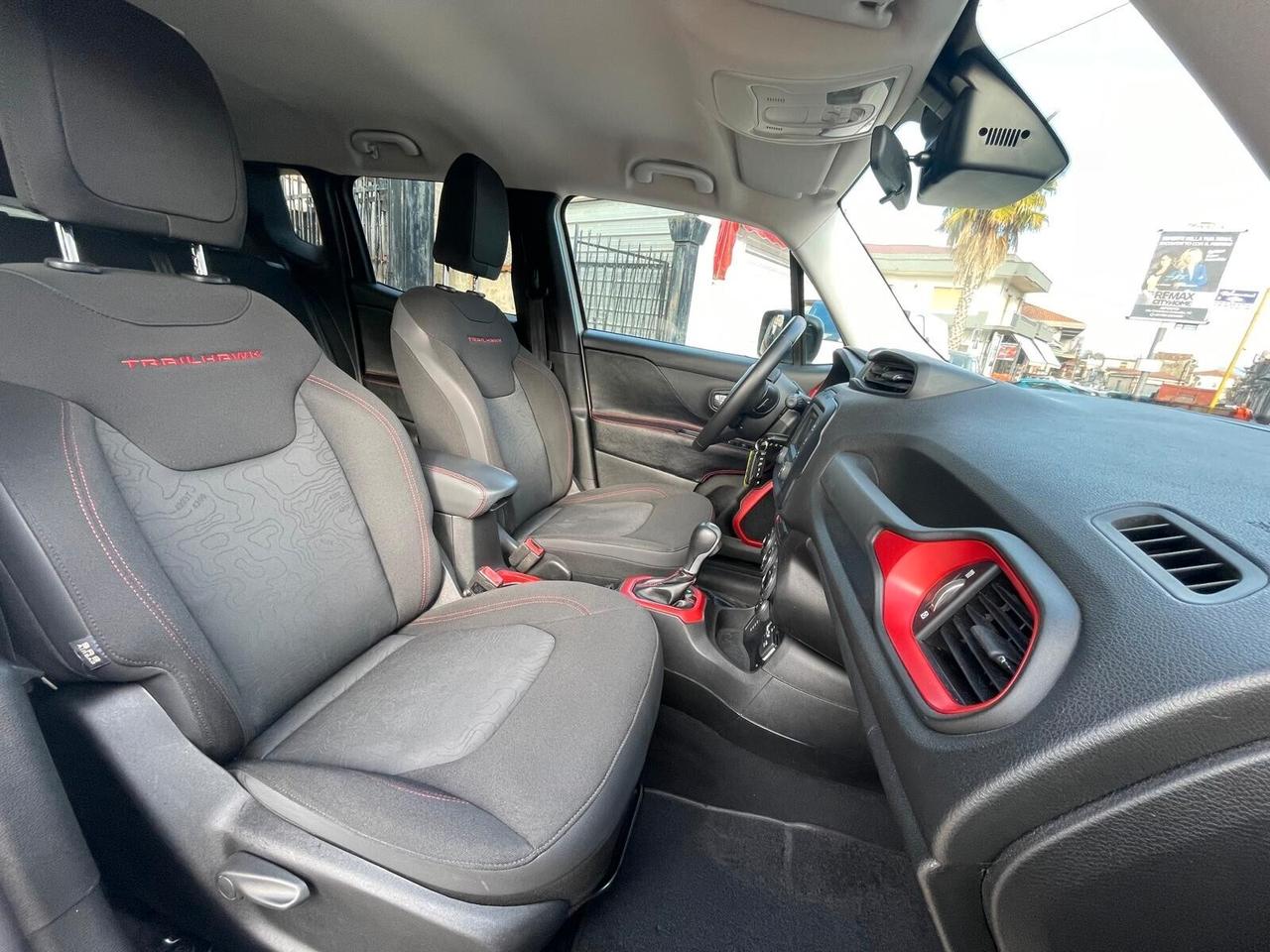 Jeep Renegade 2.0 Mjt 170CV 4WD Active Drive Low Trailhawk