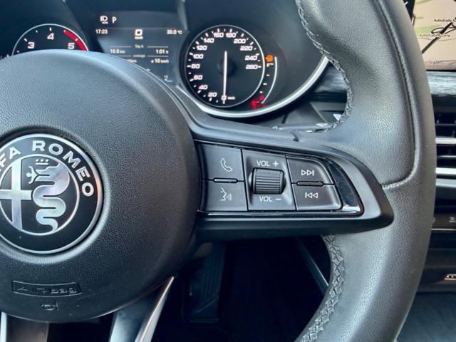 ALFA ROMEO Stelvio 160CV 19'' BLACK 5 FORI+TOTAL BLACK