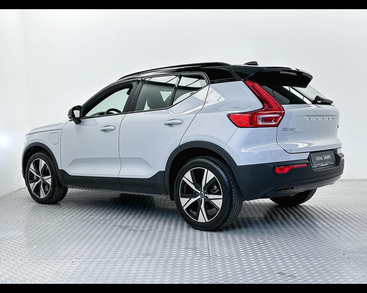 VOLVO XC40 (2017-->) - XC40 T5 Recharge Plug-in Hybrid automatico Plus Dark